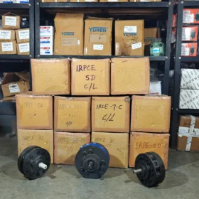 1RCE Closed Body Radial Piston Pump For Upto 350Bar Pressure and 13.5LPM