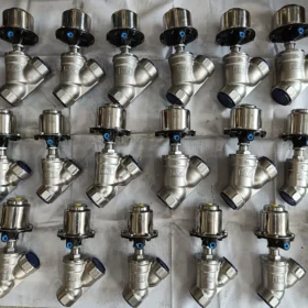 Aira SRT Pneumatic Y Type Angle Control Valve Screwed End